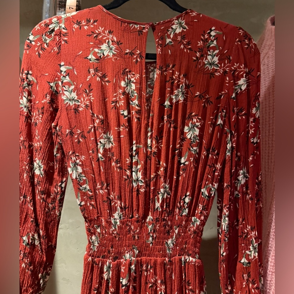 Sezane, long sleeve dress, print flowers, color red wine, rayon, size 34